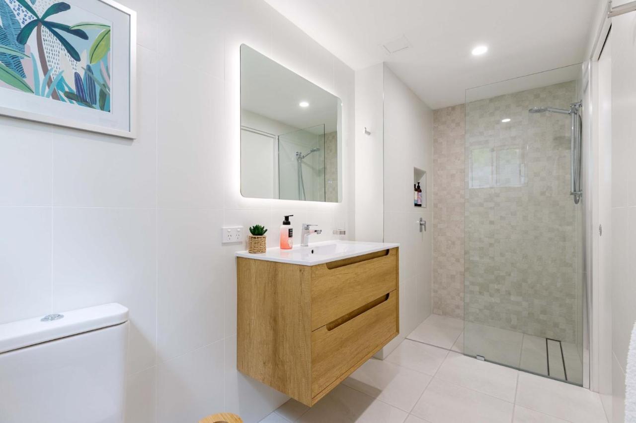 Oasis Luxe On Macrossan Street - Stylish Residence Порт Дуглас Экстерьер фото
